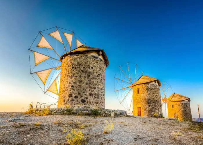 patmos moulins à vent Nejdet Duzen shutterstock