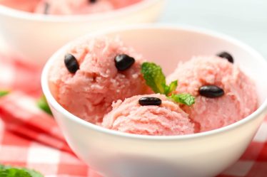 Recette de crème glacée à la pastèque maison - Recette de crème glacée à la pastèque maison