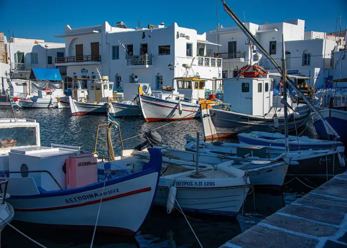 paros port 2