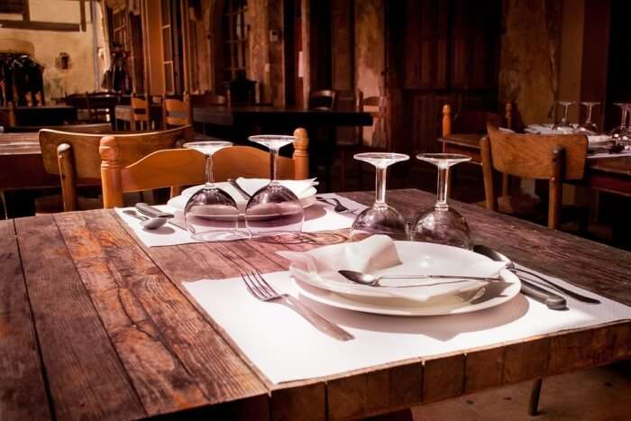 Les 12 meilleurs restaurants de Rhodes pour partir en mission alimentaire 8 Taverna Kostas