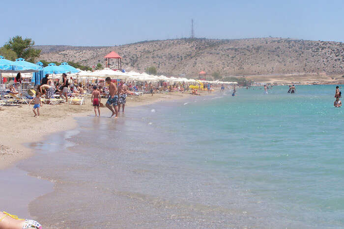 Les 10 meilleures plages d'Athènes pour des vacances revivifiantes ! 3 Côté de la plage Yabanaki