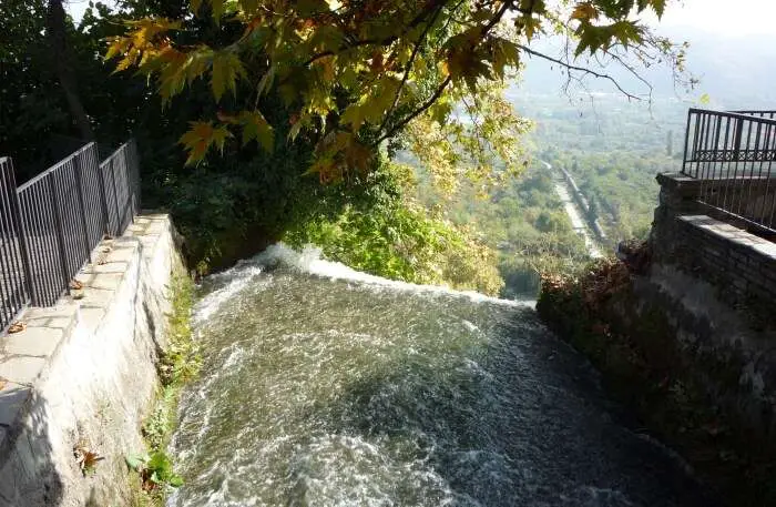 Les chutes d'eau de la ville d'Edessa
