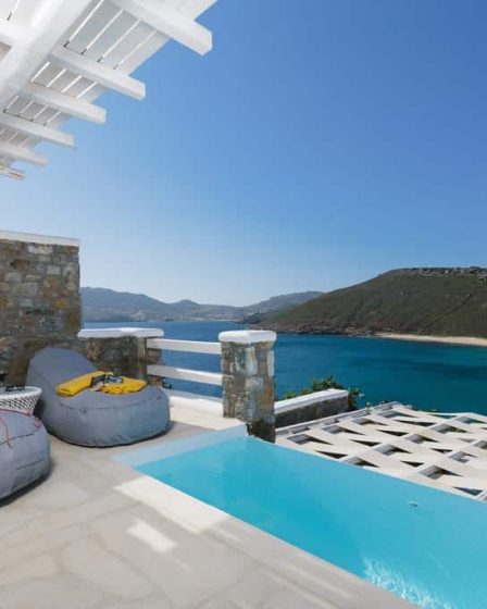 Les 9 meilleurs hôtels de plage à Mykonos pour des vacances les pieds dans l'eau (2023) - Les 9 meilleurs hôtels de plage à Mykonos pour des vacances les pieds dans l'eau (2023)