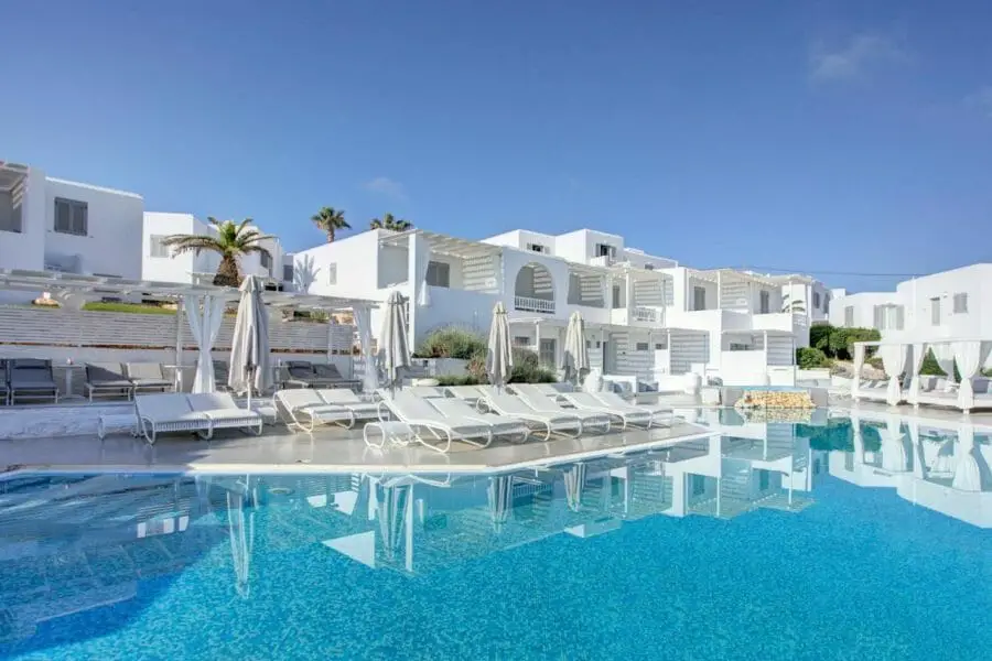 16 hôtels de luxe splendides à Paros pour des vacances de rêves en 2023 15 Minois Sugarcube Suites