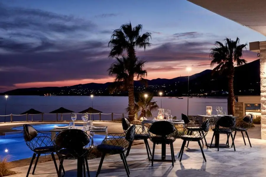 16 hôtels de luxe splendides à Paros pour des vacances de rêves en 2023 12 Poséidon de Paros Hôtel & Spa