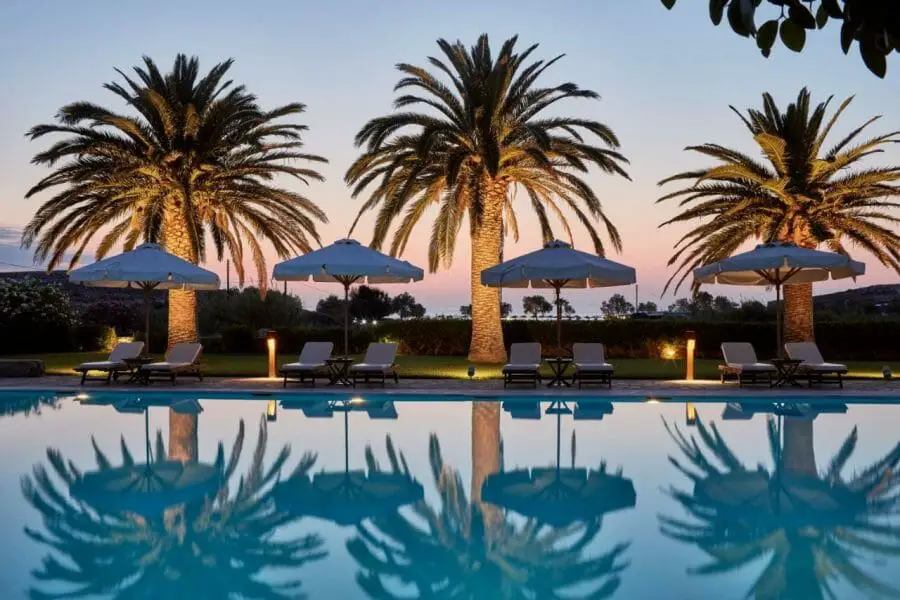 16 hôtels de luxe splendides à Paros pour des vacances de rêves en 2023 9 Yria Island Boutique Hotel & ; Spa