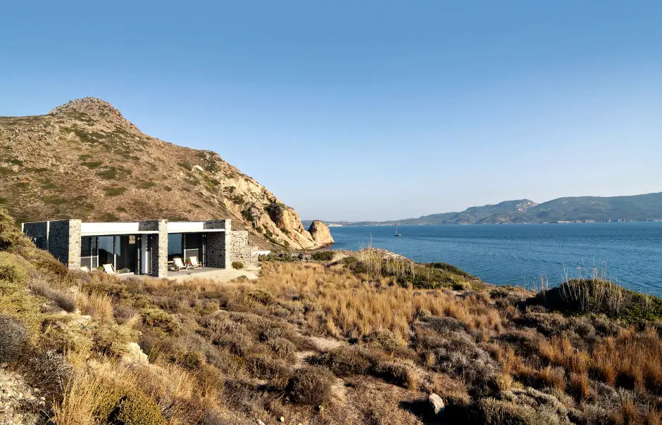 Skinopi Lodge, Milos, Grèce. Le guide ultime des meilleurs hôtels chics à Milos, Grèce par Travelplusstyle.com Skinopi Lodge, Milos, Grèce. Le guide ultime des meilleurs hôtels chics à Milos, Grèce par Travelplusstyle.com