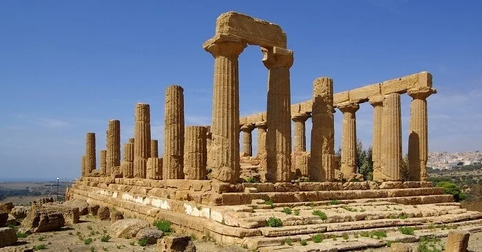 Tout ce qu'il faut savoir avant de partir en vacances en Grèce en 2023 3 Tout ce qu'il faut savoir avant de partir en vacances en Grèce en 2023 - Tout ce qu'il faut savoir avant de partir en vacances en Grèce en 2023