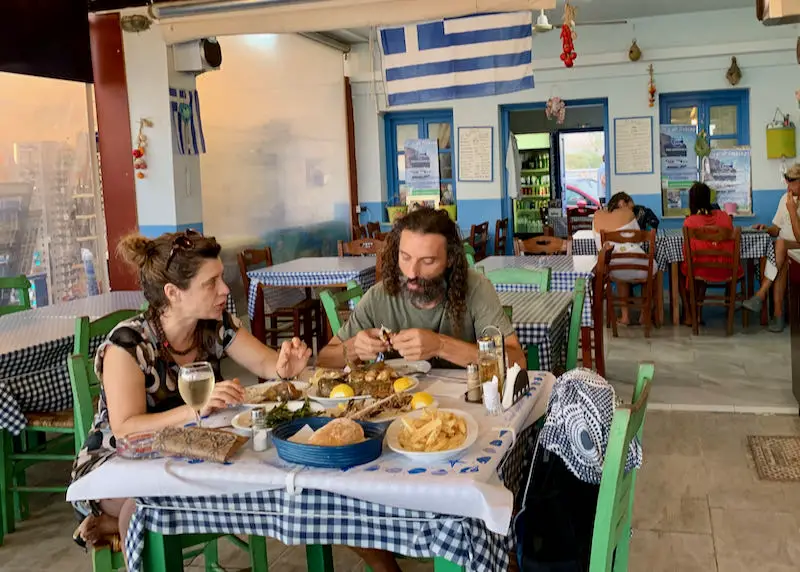 La meilleure taverne de fruits de mer de Santorin.