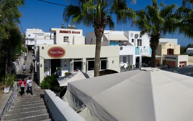 Bon restaurant grec-italien à Santorin.