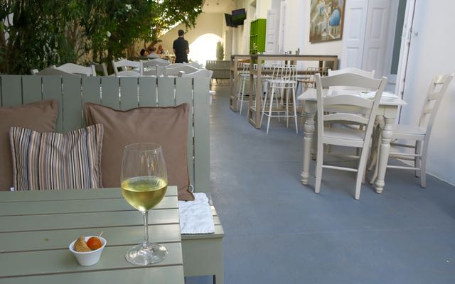 Les meilleurs hôtels à Fira, Santorin 43 Bar à vin de Fira.