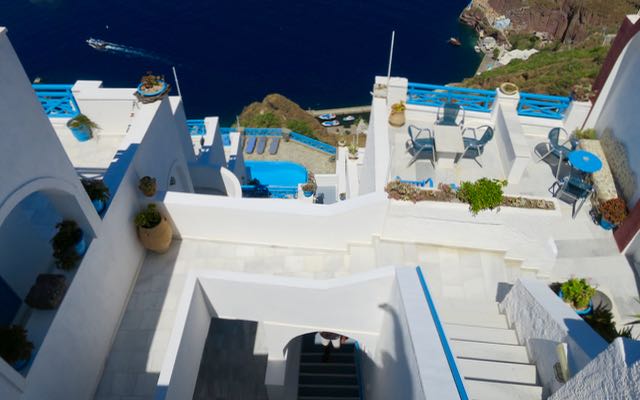 Les meilleurs hôtels à Fira, Santorin 59 Vue de l'eau de Fira.