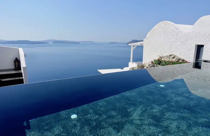 Piscine de l'Alta Mare à Oia, Santorin