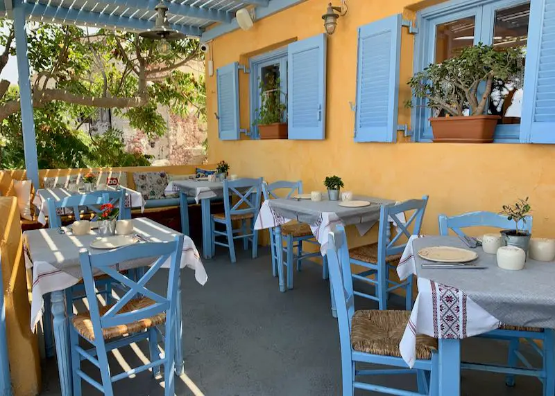 Meilleurs hôtels à Oia, Santorin 42 restaurant roka