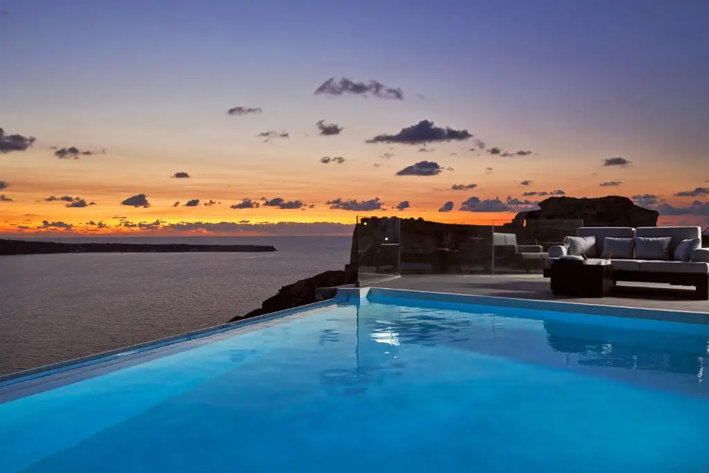 25 hôtels avec piscine privée à Santorin 7 25 hôtels avec piscine privée à Santorin - 25 hôtels avec piscine privée à Santorin
