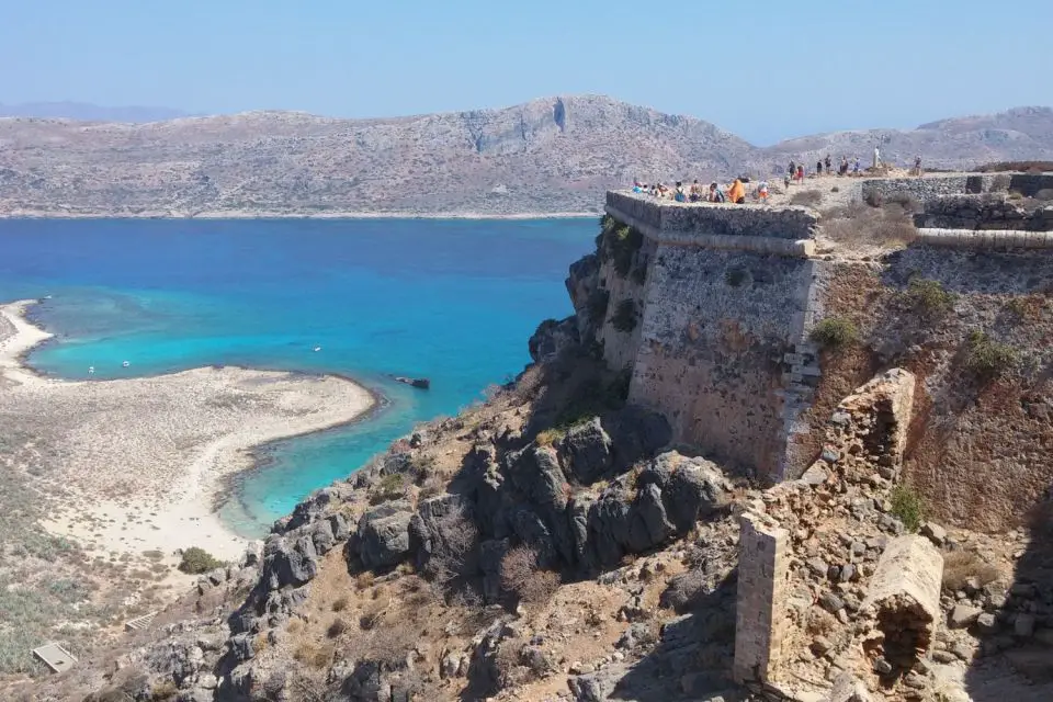 Crète : Croisière à Balos et Gramvoussa, une journée d'évasion inoubliable 4 Vue depuis le Fort Venitien