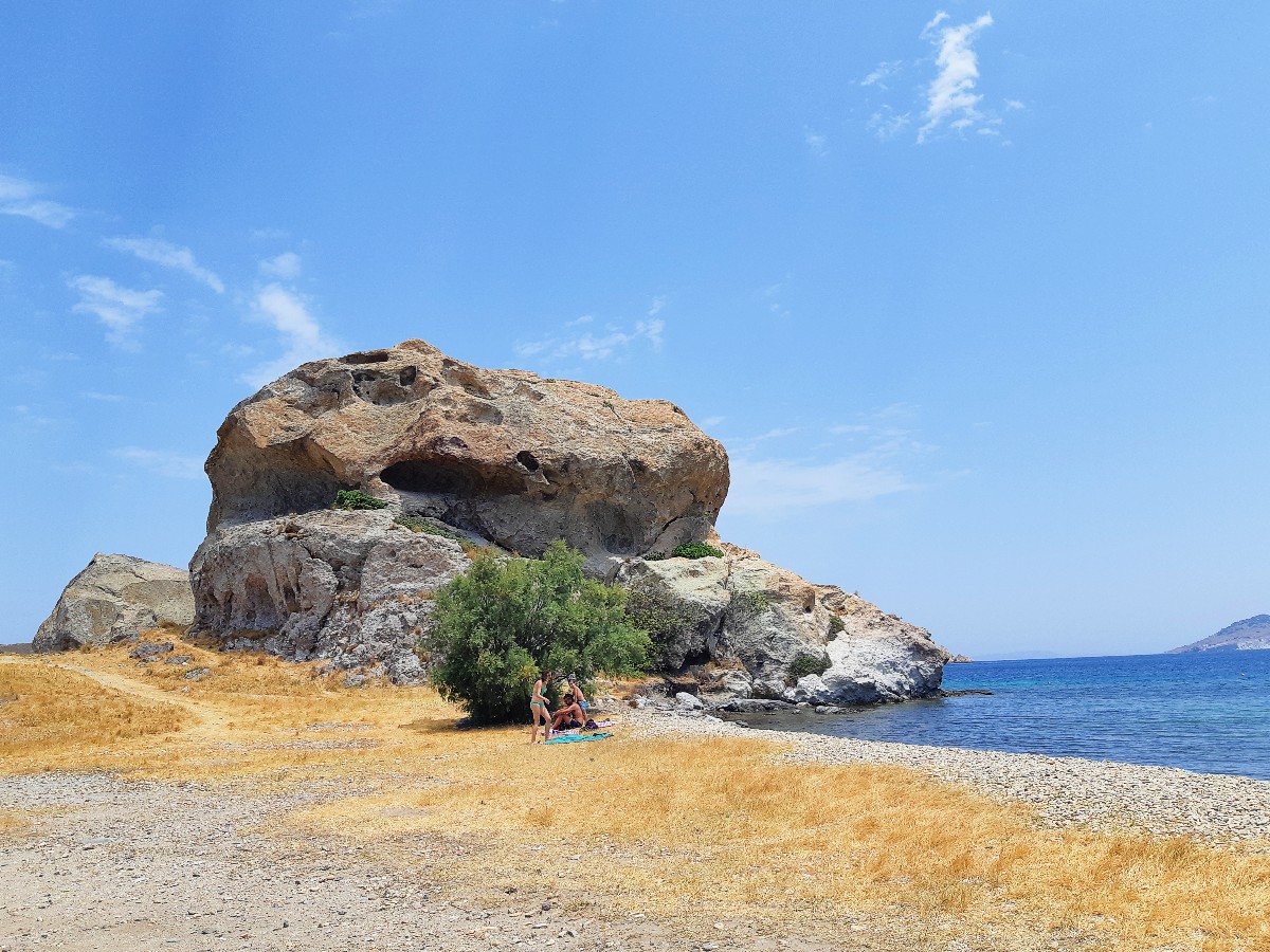 Le rocher de Kalikatsou à Patmos