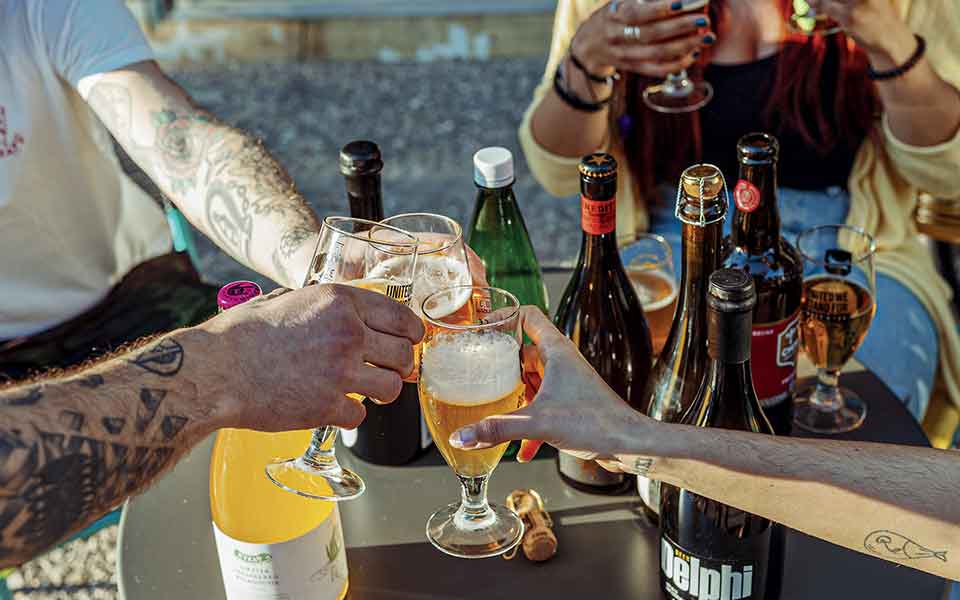 Something's Brewing : Un guide des meilleures microbrasseries et salles de dégustation d'Athènes 2 Something's Brewing : Un guide des meilleures microbrasseries et salles de dégustation d'Athènes - Something's Brewing : Un guide des meilleures microbrasseries et salles de dégustation d'Athènes