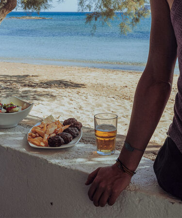 9 étapes savoureuses dans les Cyclades pour des saveurs authentiques 4 9 étapes savoureuses dans les Cyclades pour des saveurs authentiques - 9 étapes savoureuses dans les Cyclades pour des saveurs authentiques